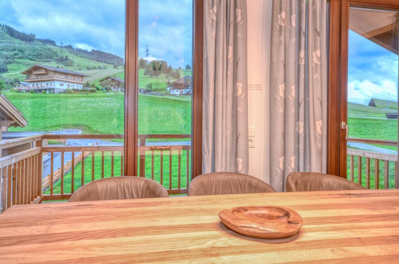 Ski-In Ski-Out Chalet Maiskogel "Bergli" - By Alpen Apartments Kaprun Extérieur photo